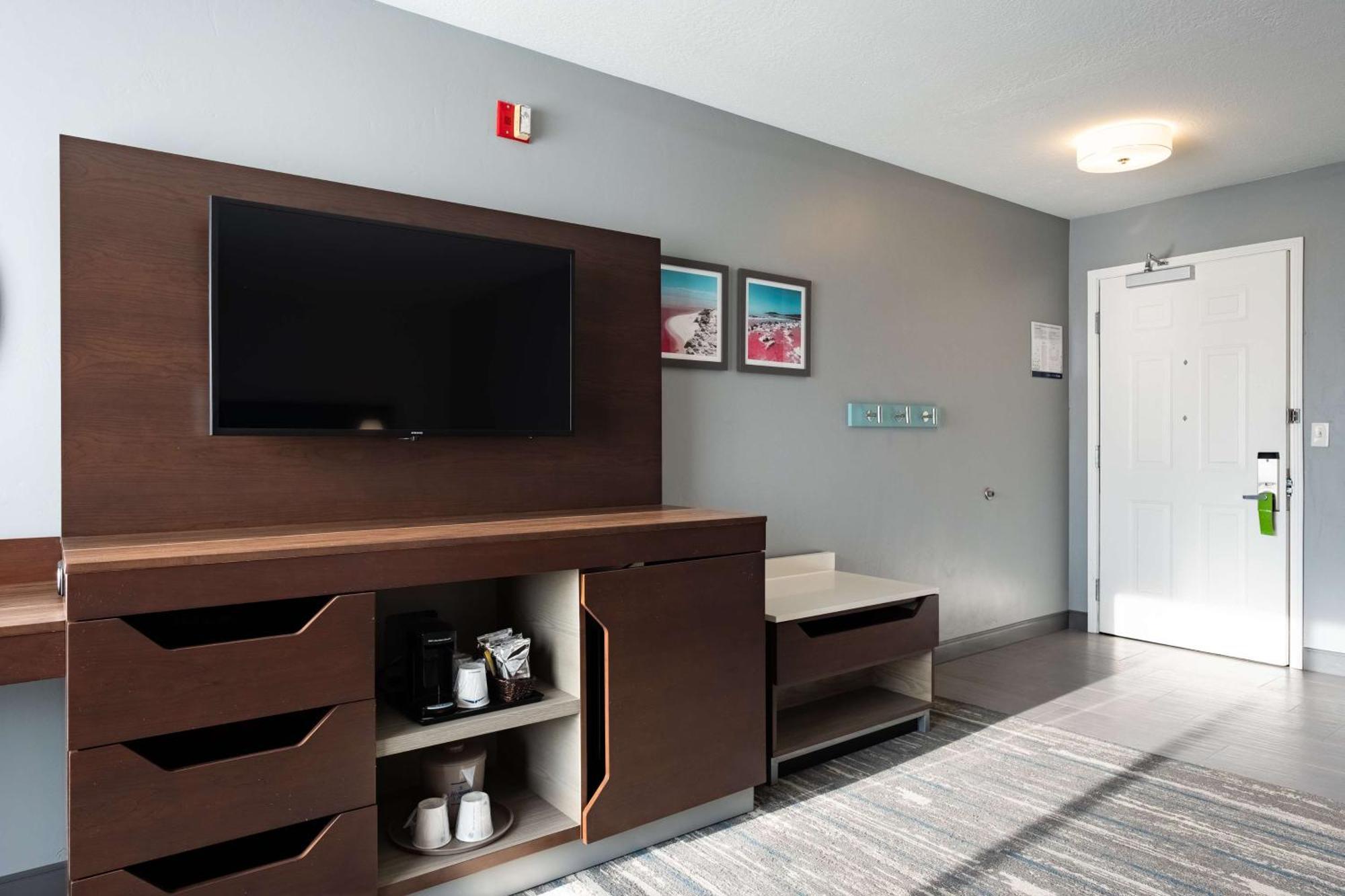King Room - Mobility Access/Non-Smoking